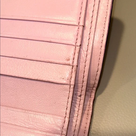 Buyers Bundle in show- Coach Mini Kisslock Wallet - Picture 7 of 10